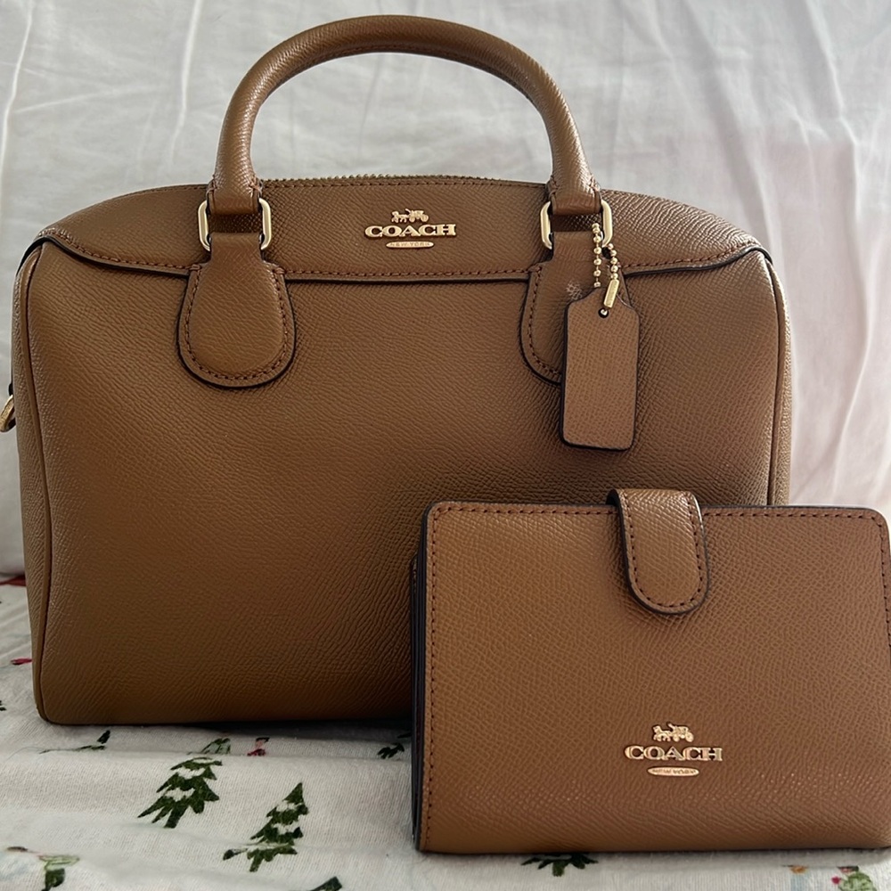 Authentic coach bag with matching wallet